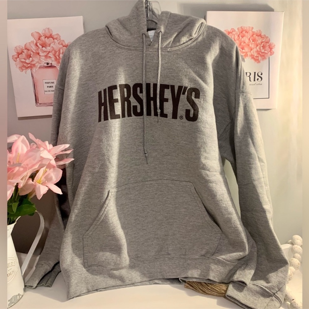Gildan Gray Hoodie with Hershey's Logo